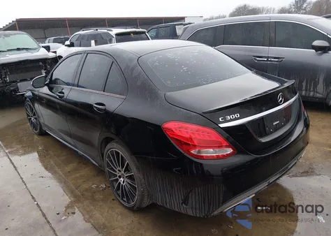 2018 Mercedes-Benz C 300 из США, поврежденный, VIN WDDWF4JB5JR415687